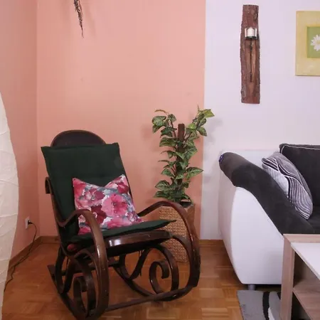 Bibi Apartment *